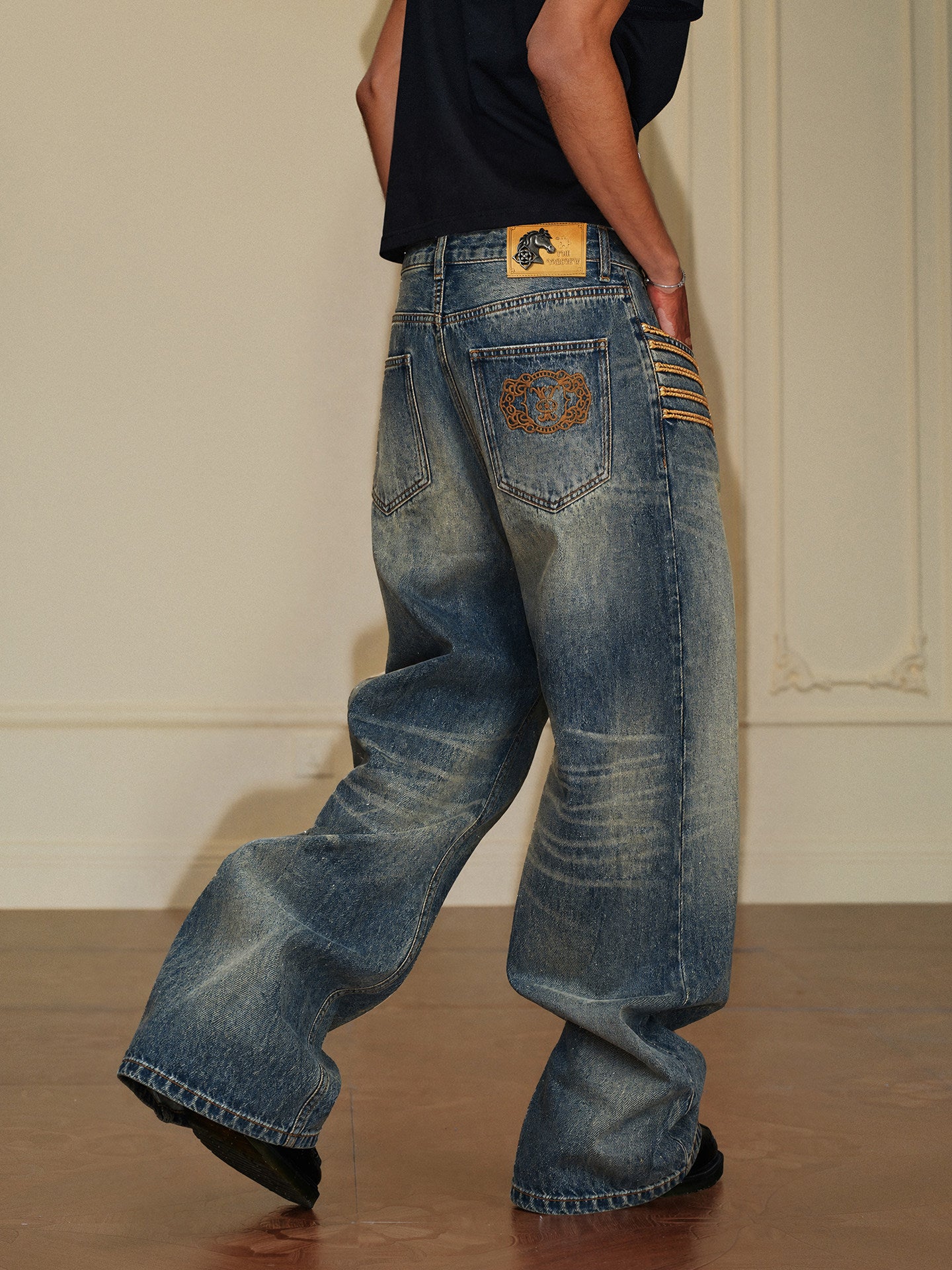 Regiment Jeans