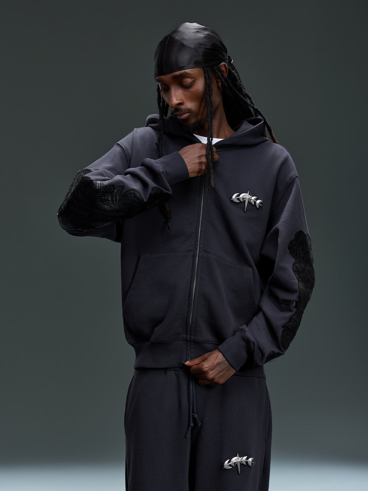 Artifact Zip Hoodie